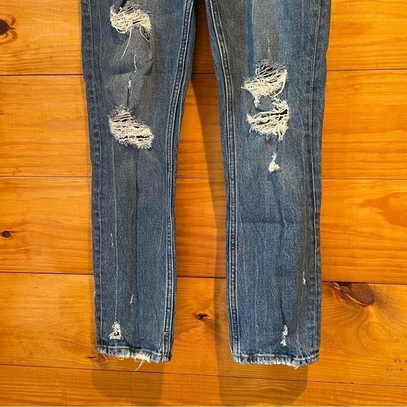 Abercrombie & Fitch Curve Love High Rise Mom Jeans Distressed 25 - Picture 5 of 10